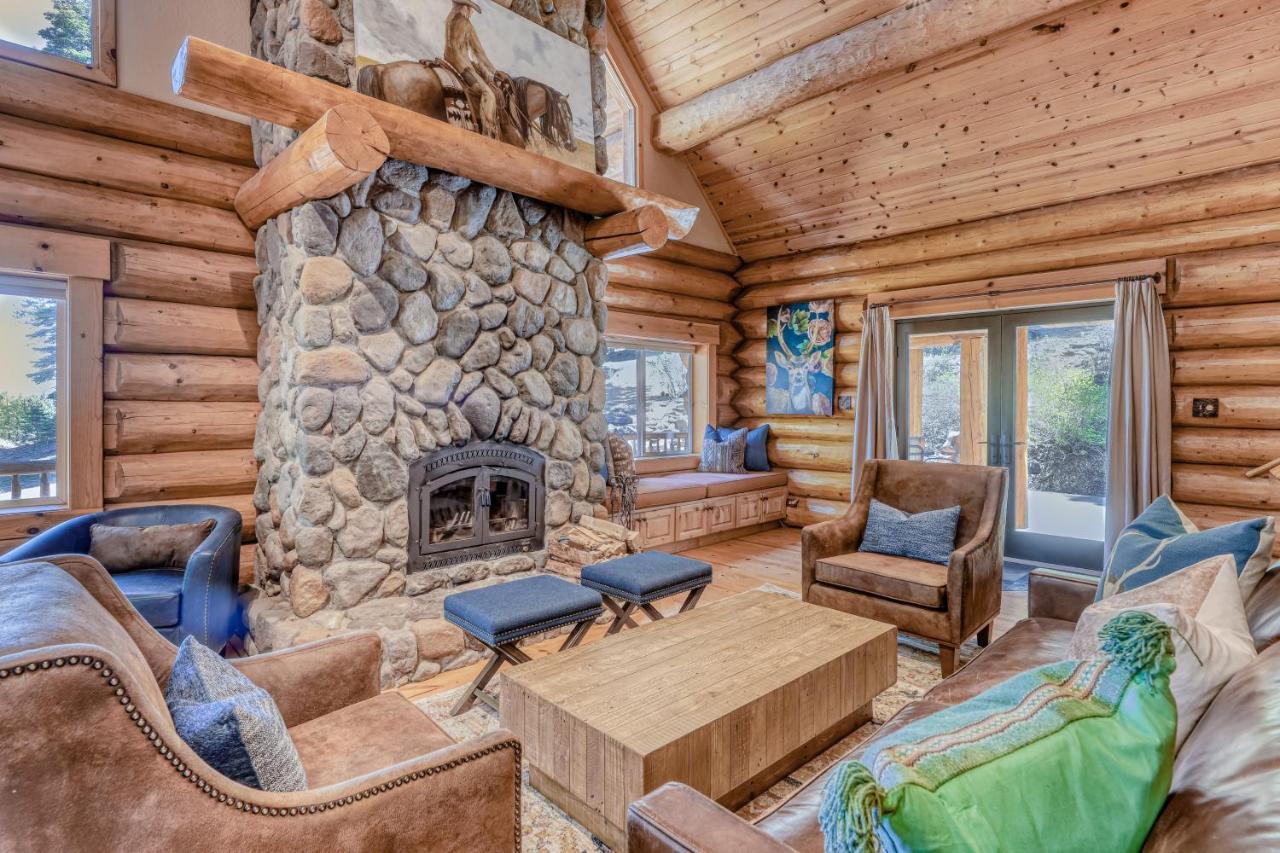 Log Cabin Estate - Falcon Ridge ทรักกี ภายนอก รูปภาพ
