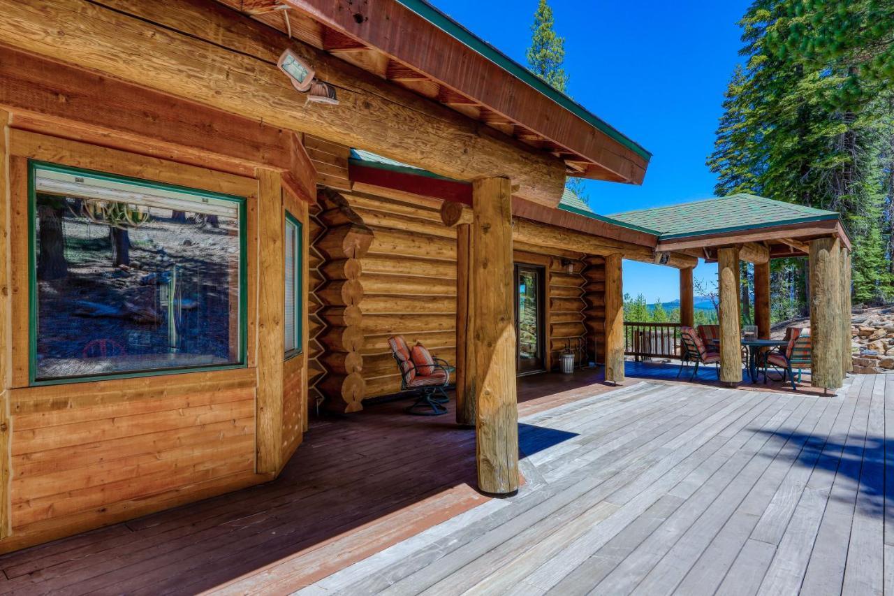 Log Cabin Estate - Falcon Ridge ทรักกี ภายนอก รูปภาพ